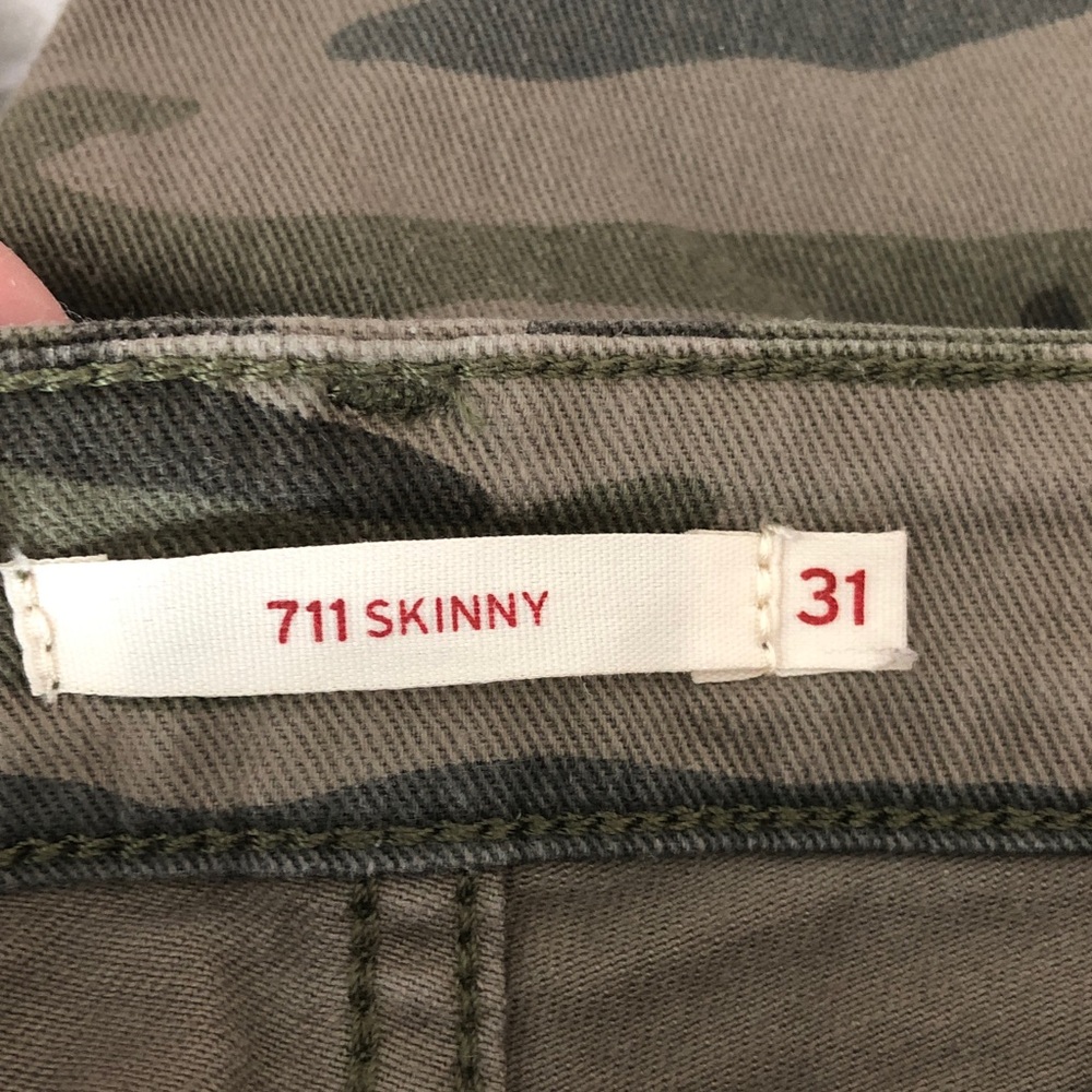 LEVI’S CAMO PRINT 711 SKINNY ANKLE WOMEN'S JEANS | 31 - Picture 13 of 14